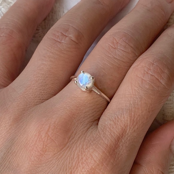 Handmade Jewelry - Moonstone Solitaire Sterling Silver Ring